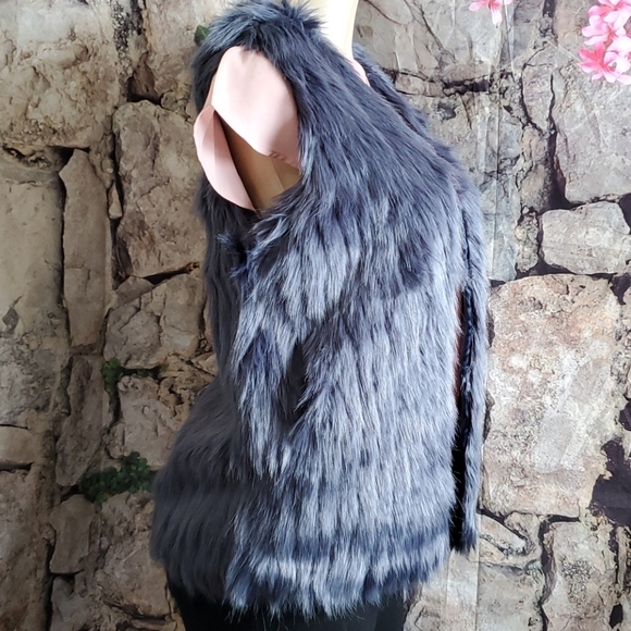 NWT Heartloom Faux -Fur Bardot Vest size XS - Picture 2 of 8